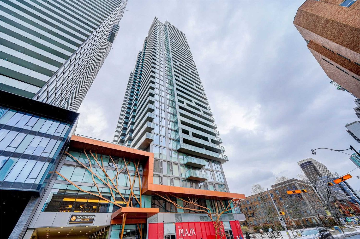 50 Wellesley Street E. 50 at Wellesley Station Condos is located in  Downtown, Toronto - image #1 of 2