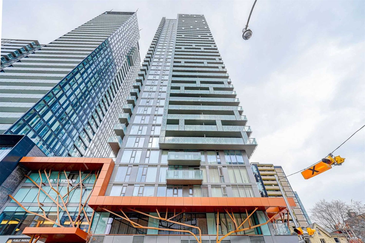 50 Wellesley Street E. 50 at Wellesley Station Condos is located in  Downtown, Toronto - image #2 of 2