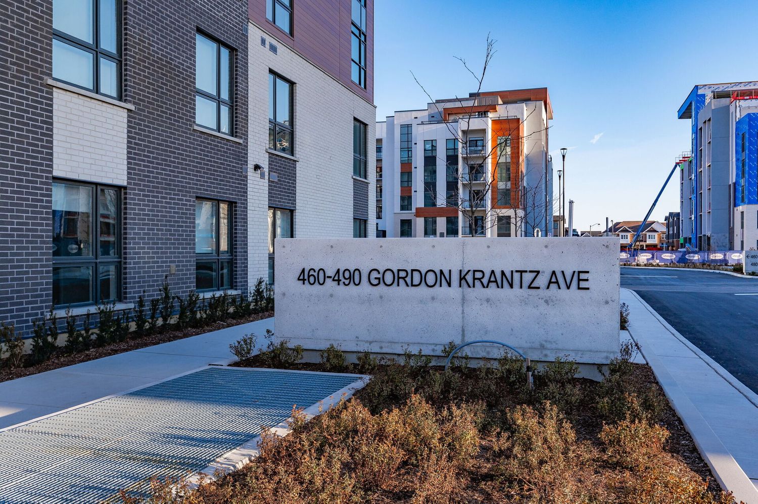 403 Gordon Krantz Avenue. Soleil Condos is located in  Milton, Toronto - image #2 of 4