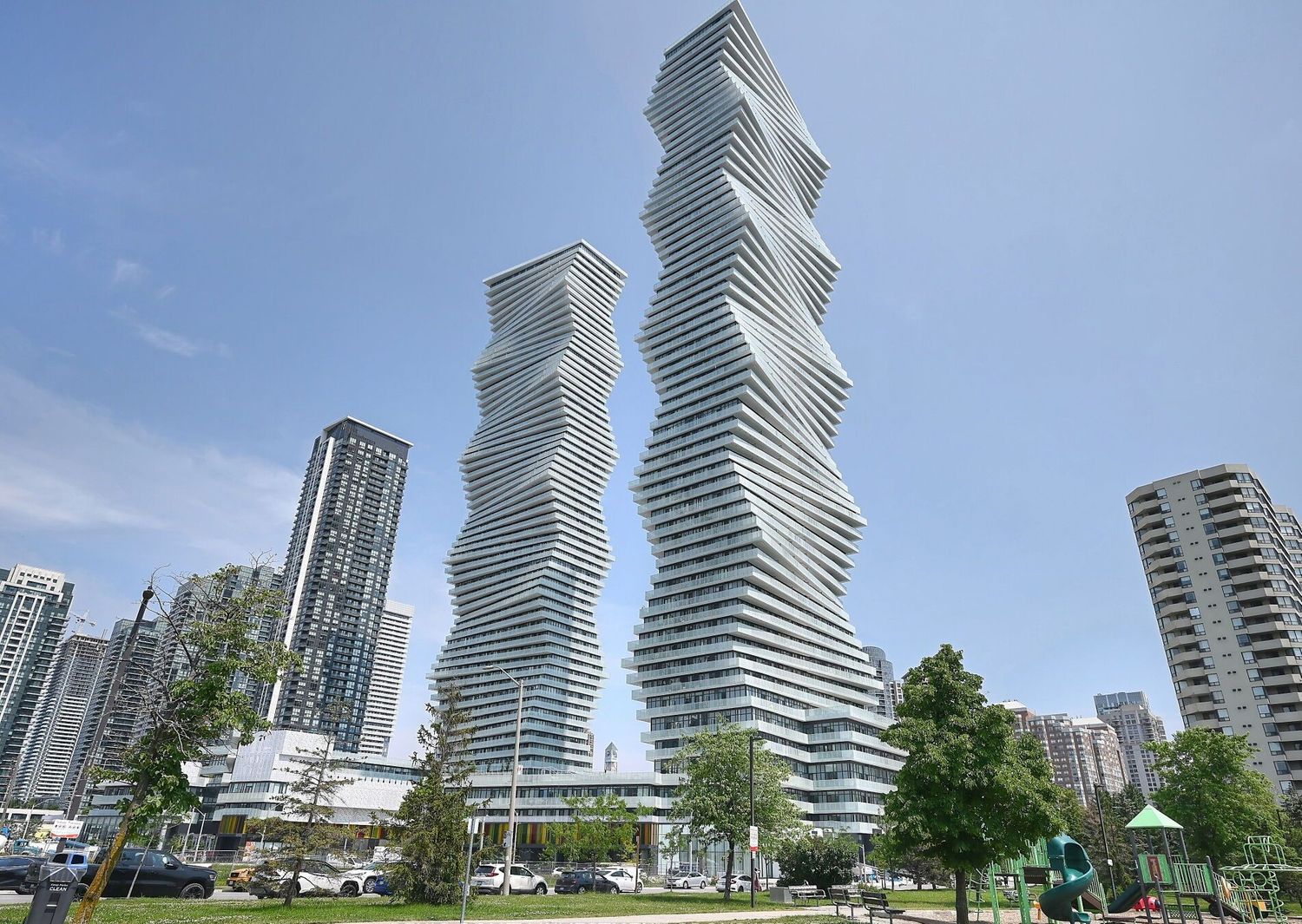 3883 Quartz Road. M City Condos Phase II is located in  Mississauga, Toronto - image #1 of 3