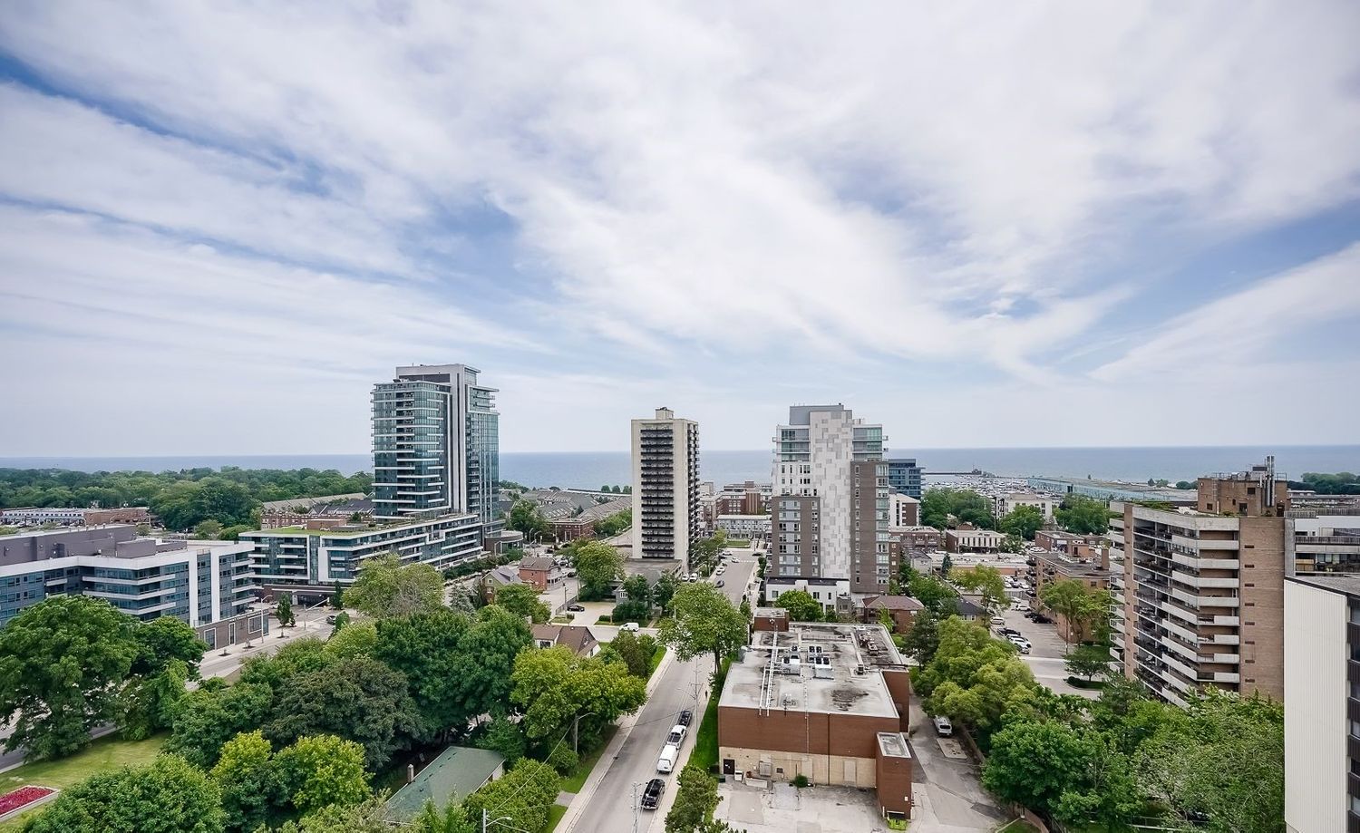 28 Ann Street. Westport Condos is located in  Mississauga, Toronto - image #2 of 5