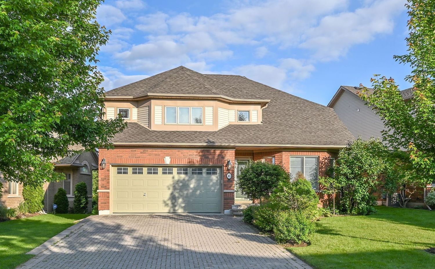 81 Bella Vista Trail. 81 Bella Vista Trail is located in  New Tecumseth, Toronto - image #1 of 2