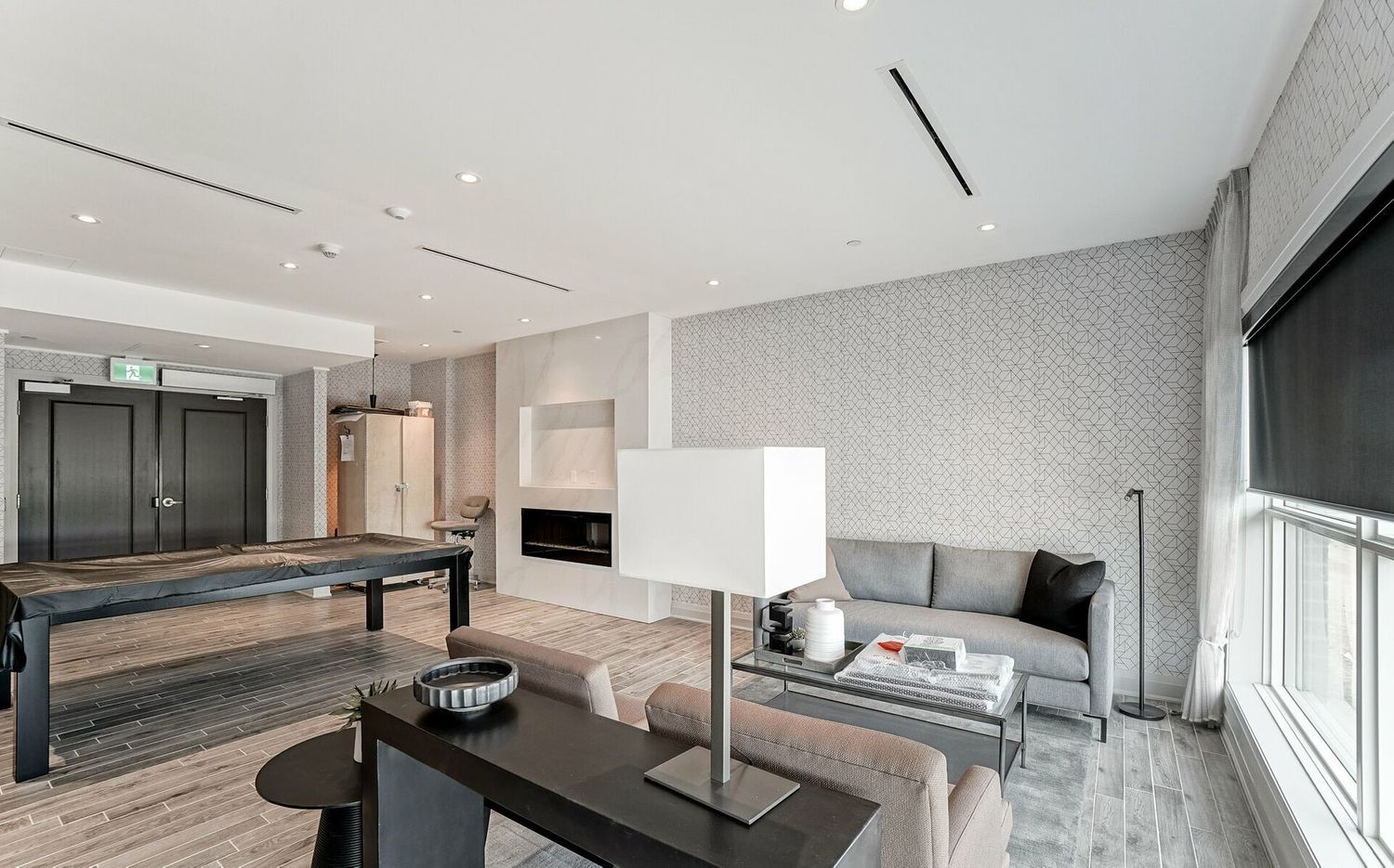 70-84 Huguenot Road. Bower Condos is located in  Oakville, Toronto - image #6 of 8