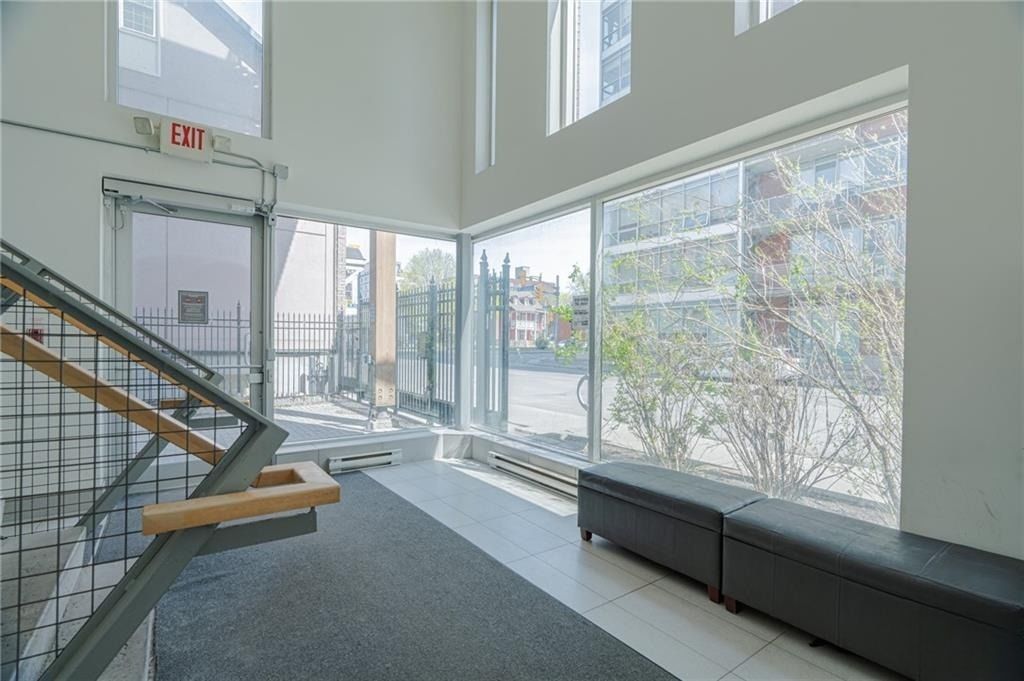 360 Cumberland Street. 360 Lofts is located in  Ottawa, Toronto - image #3 of 4