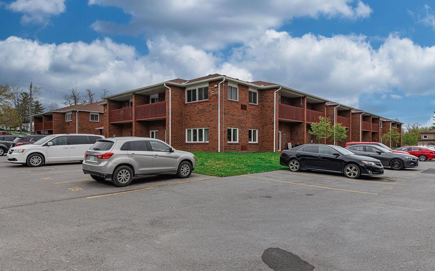 475 Parkhill Road. 475 Parkhill Road is located in  Peterborough, Toronto - image #1 of 7