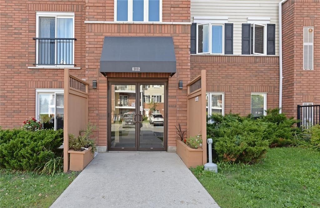 306 Spillsbury Drive. Harmony Condominiums is located in  Peterborough, Toronto - image #3 of 3