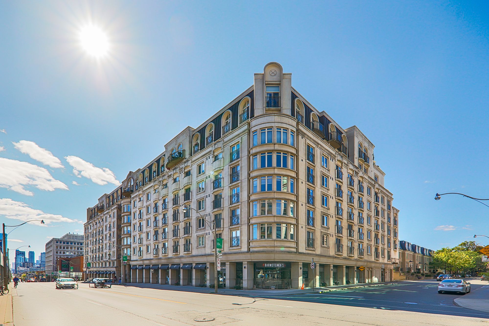 1 Balmoral Ave One Balmoral 0 Condos for Sale & 1 Unit for Rent