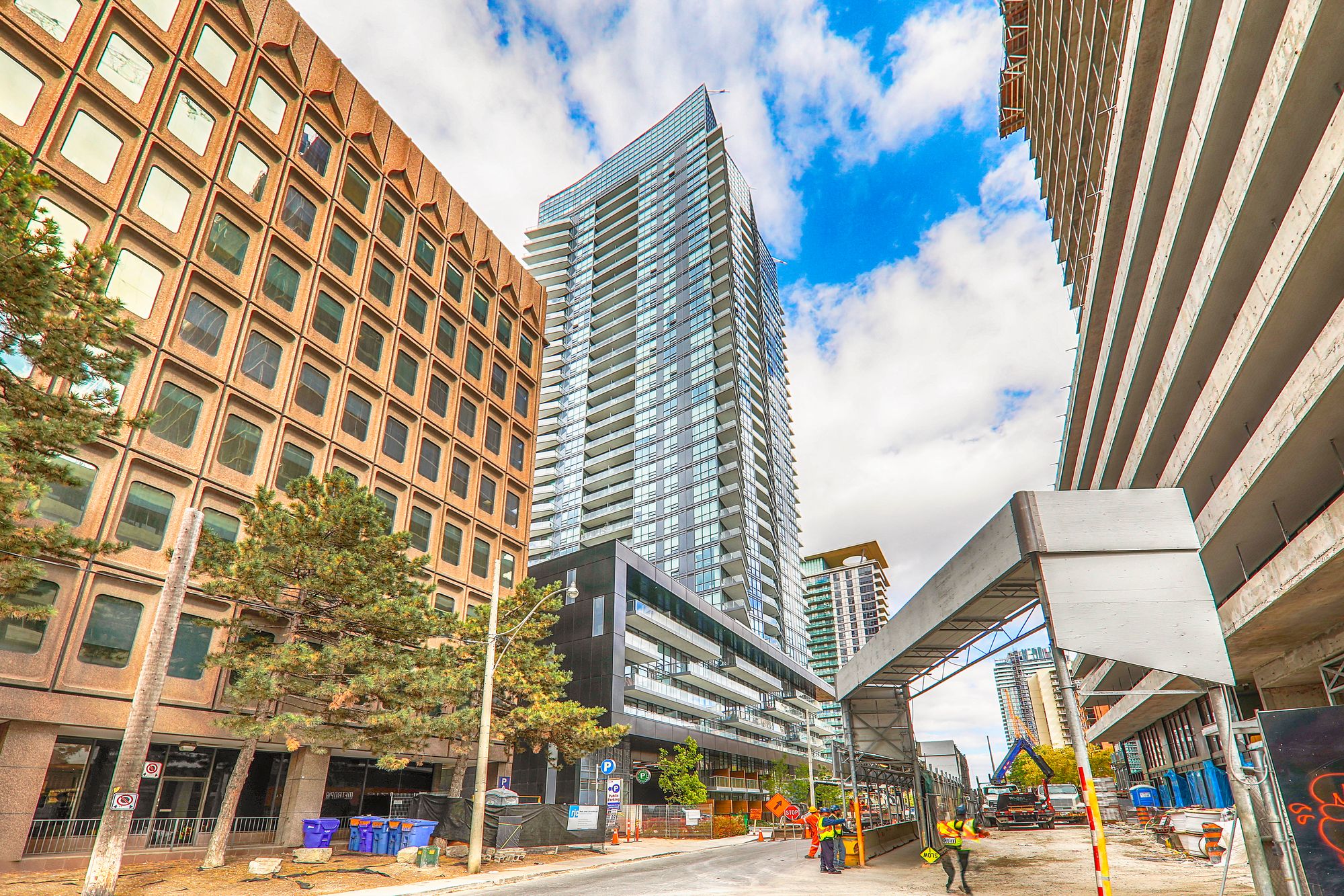 30 Roehampton Ave, unit 3408 for rent in Yonge and Eglinton - image #1