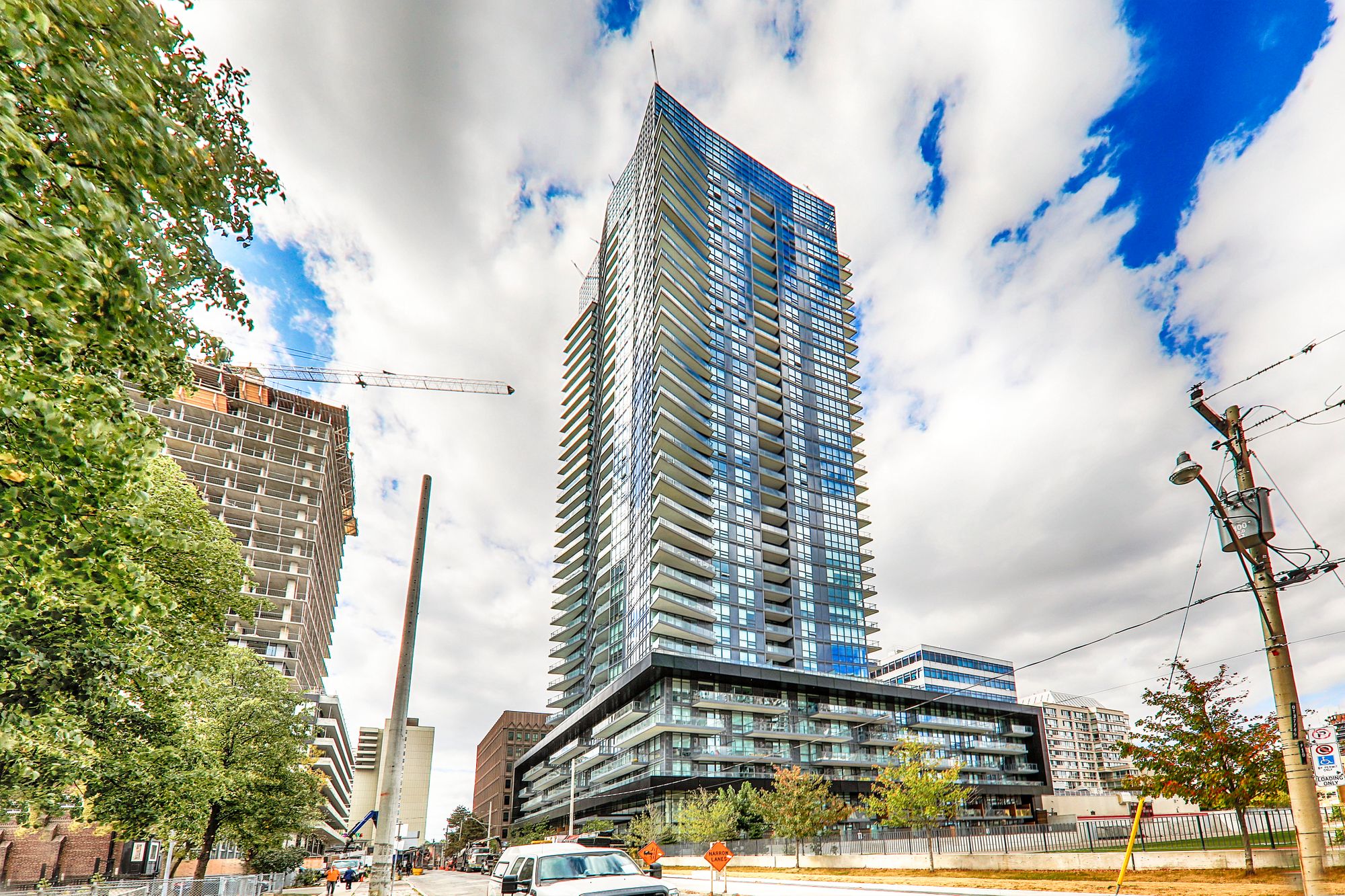 30 Roehampton Ave. This condo at Minto 30 Roehampton is located in Midtown, Toronto - image #2 of 4 by Strata.ca
