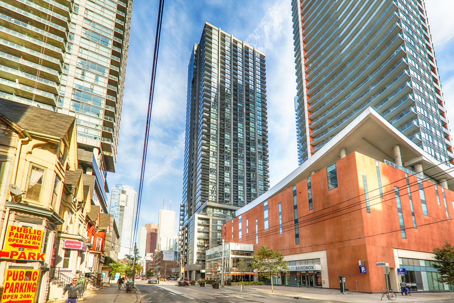 295 Adelaide Street W. The Pinnacle on Adelaide is located in  Downtown, Toronto - image #1 of 5