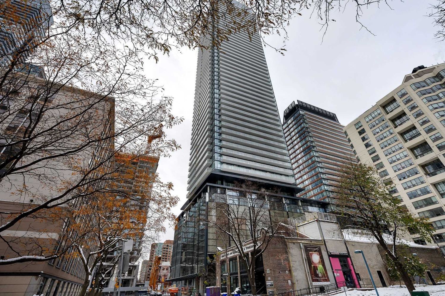 501 Yonge Street. Teahouse Condos is located in  Downtown, Toronto - image #1 of 3