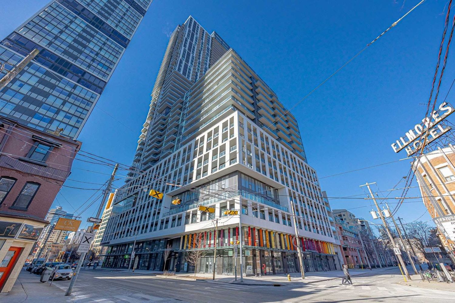 251 Jarvis Street. Dundas Square Gardens Condos is located in  Downtown, Toronto - image #3 of 3