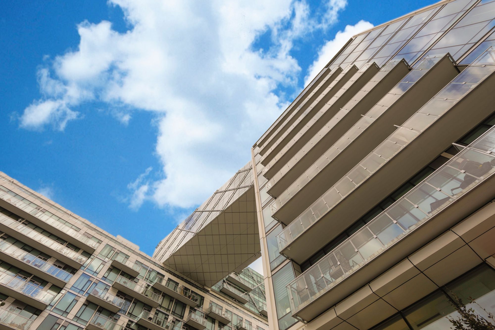 39 Queens Quay E. This condo at Pier 27 is located in Downtown, Toronto - image #4 of 5 by Strata.ca