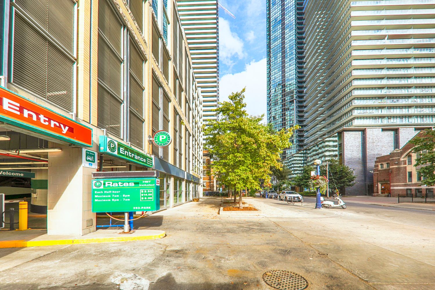 33 Charles Street E. Casa is located in  Downtown, Toronto - image #6 of 6