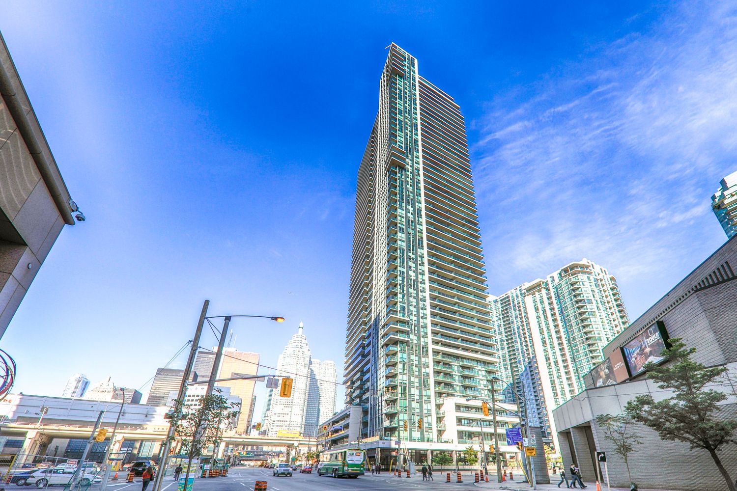 18 Harbour Street. Success Tower is located in  Downtown, Toronto - image #3 of 5