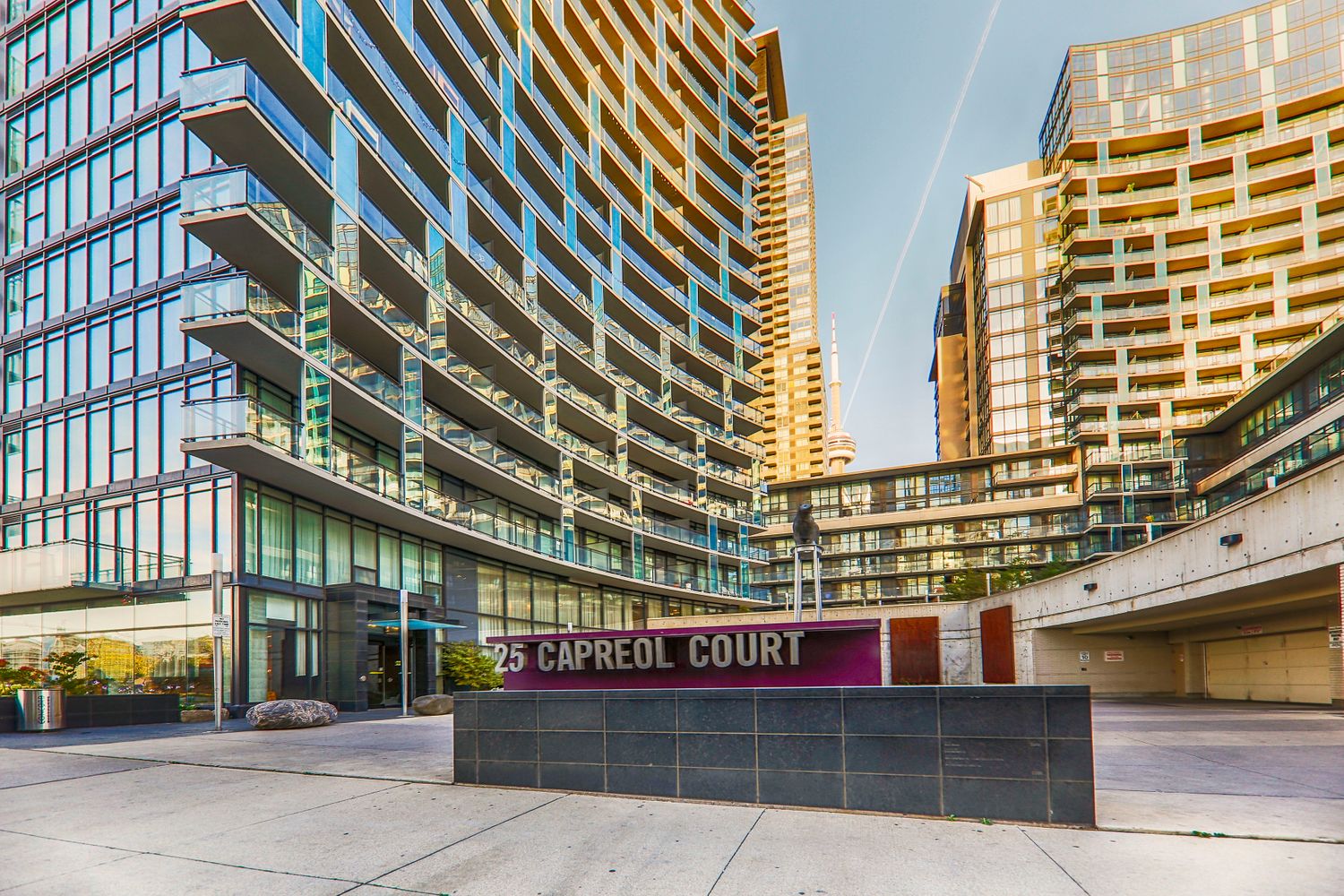 25 Capreol Court. Luna Vista Condos is located in  Downtown, Toronto - image #5 of 5