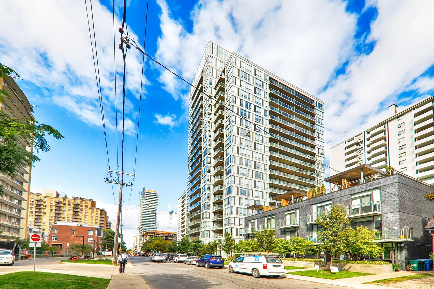 83 Redpath Avenue. 83 Redpath Residences is located in  Midtown, Toronto - image #1 of 5