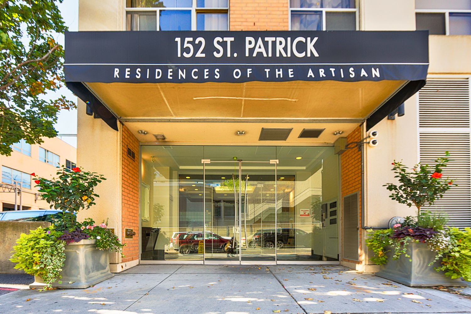 152 St Patrick Street. Residences of the Artisan is located in  Downtown, Toronto - image #4 of 4