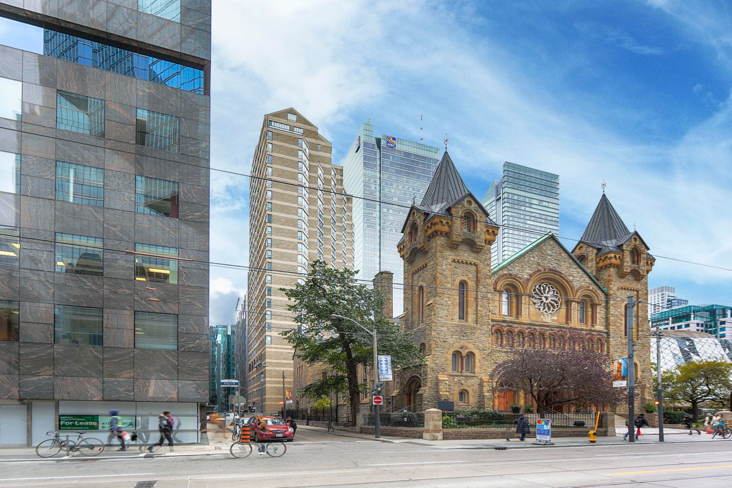 71 Simcoe Street. Symphony Place is located in  Downtown, Toronto - image #1 of 4