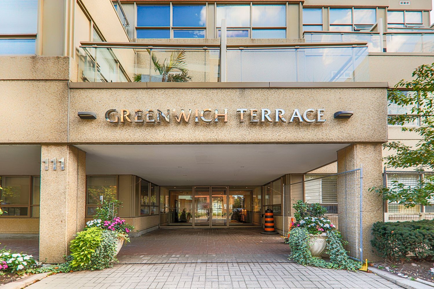 111 Merton Street. Greenwich Terrace is located in  Midtown, Toronto - image #4 of 4