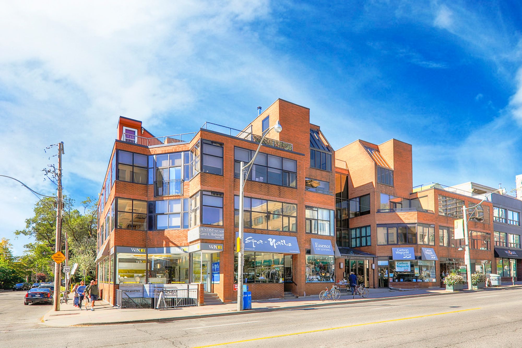 1246 Yonge St Summerhill Gardens strata.ca