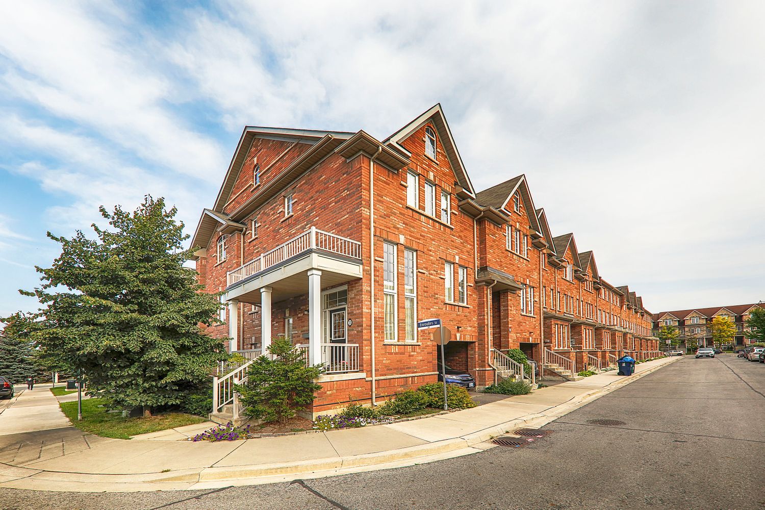 1-99 Philpott Gdns. Upper Beach Villas Townhomes is located in  East End, Toronto - image #2 of 4