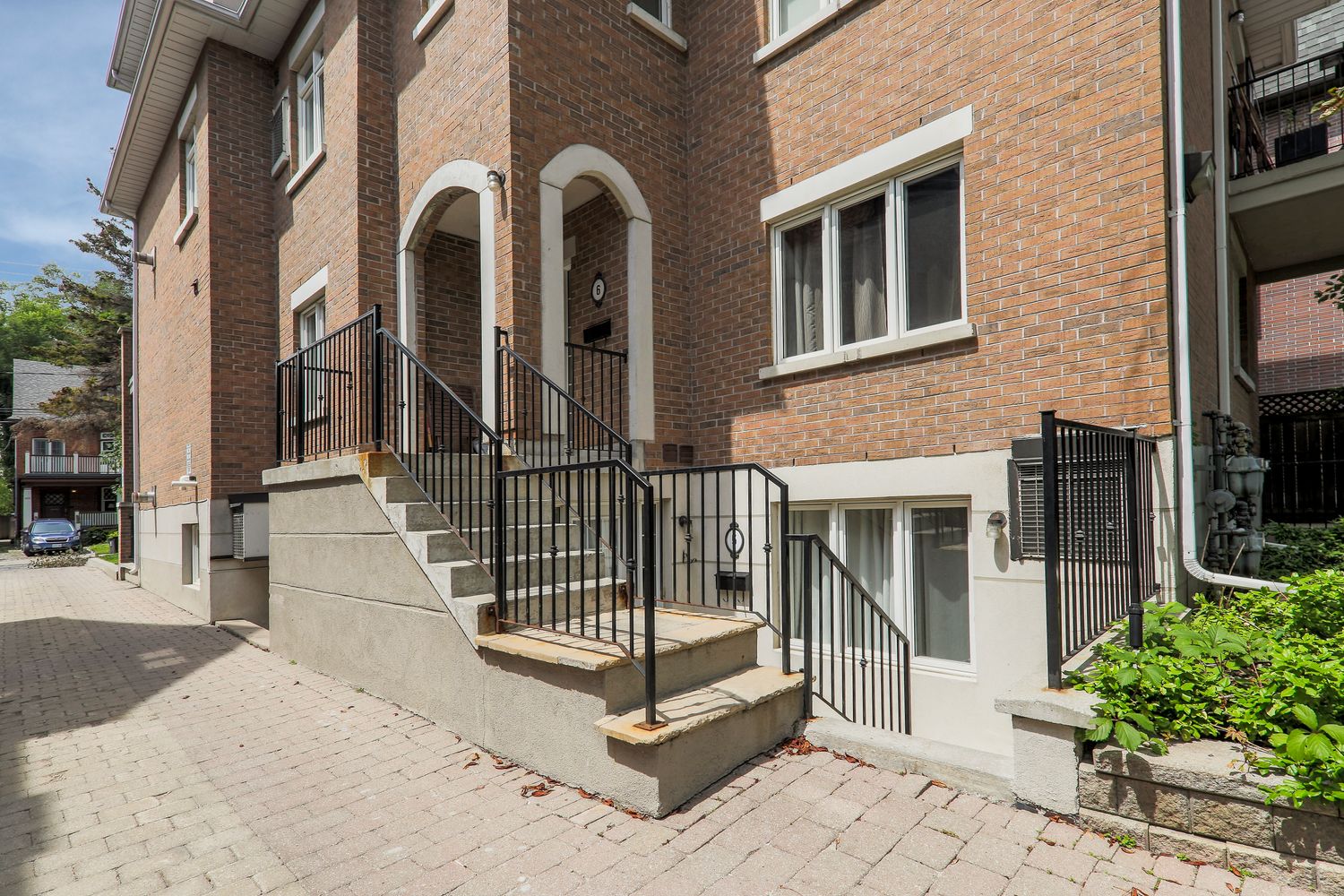 403 Brunswick Avenue. Brunswick Court Townhomes is located in  Downtown, Toronto - image #4 of 5