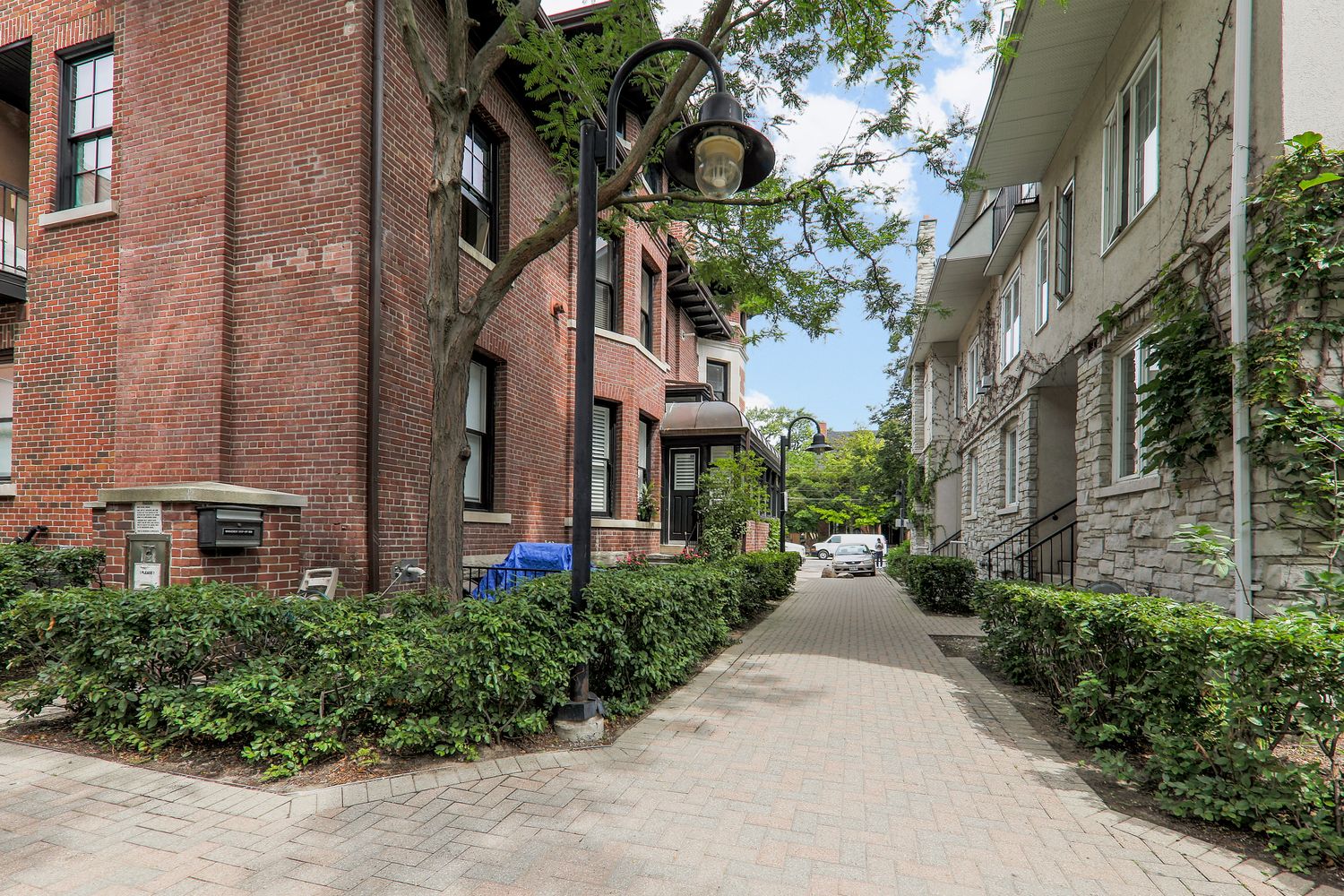 230-234 St George Street. Lennox Mews Towns is located in  Downtown, Toronto - image #3 of 5