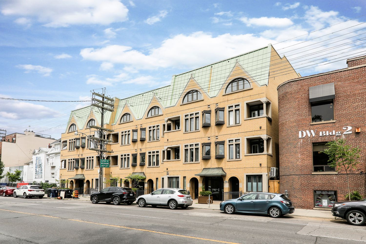 330-338 Davenport Road. Residences of Designers Walk is located in  Downtown, Toronto - image #1 of 4