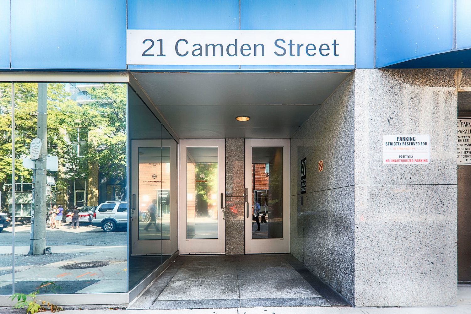 21 Camden Street. 21 Camden Lofts is located in  Downtown, Toronto - image #4 of 4