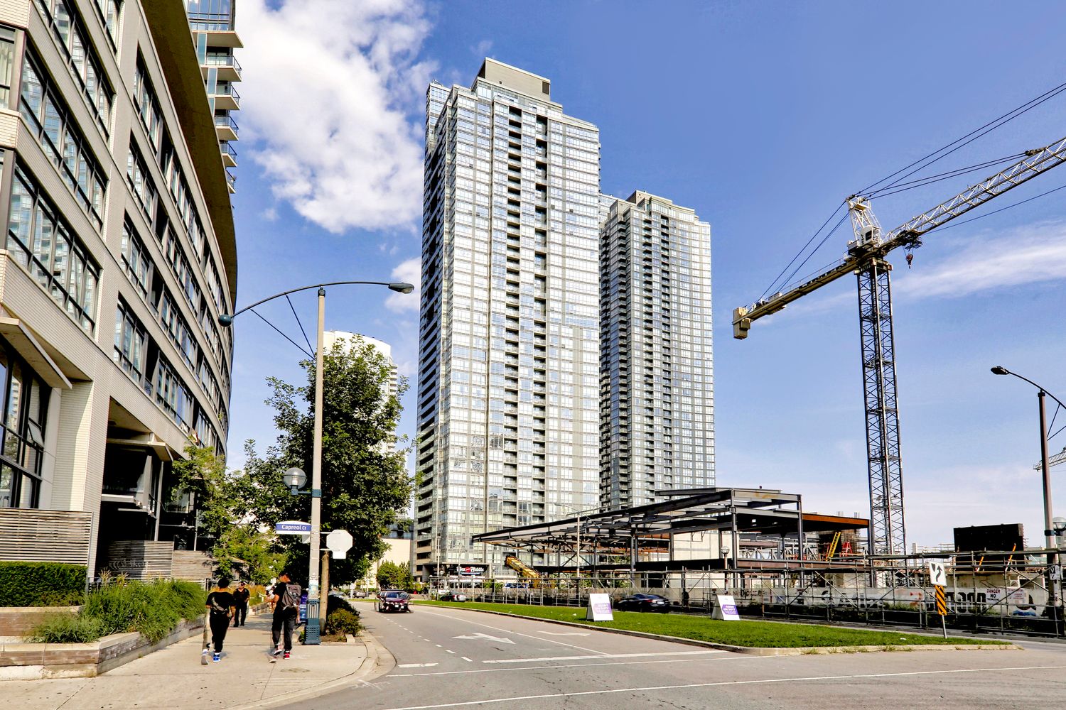 15 Fort York Boulevard. N1 | N2 Condos - City Place is located in  Downtown, Toronto - image #1 of 5