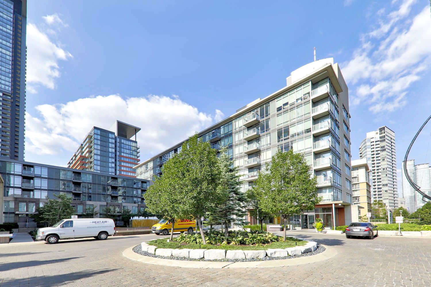 15 Fort York Boulevard. N1 | N2 Condos - City Place is located in  Downtown, Toronto - image #2 of 5