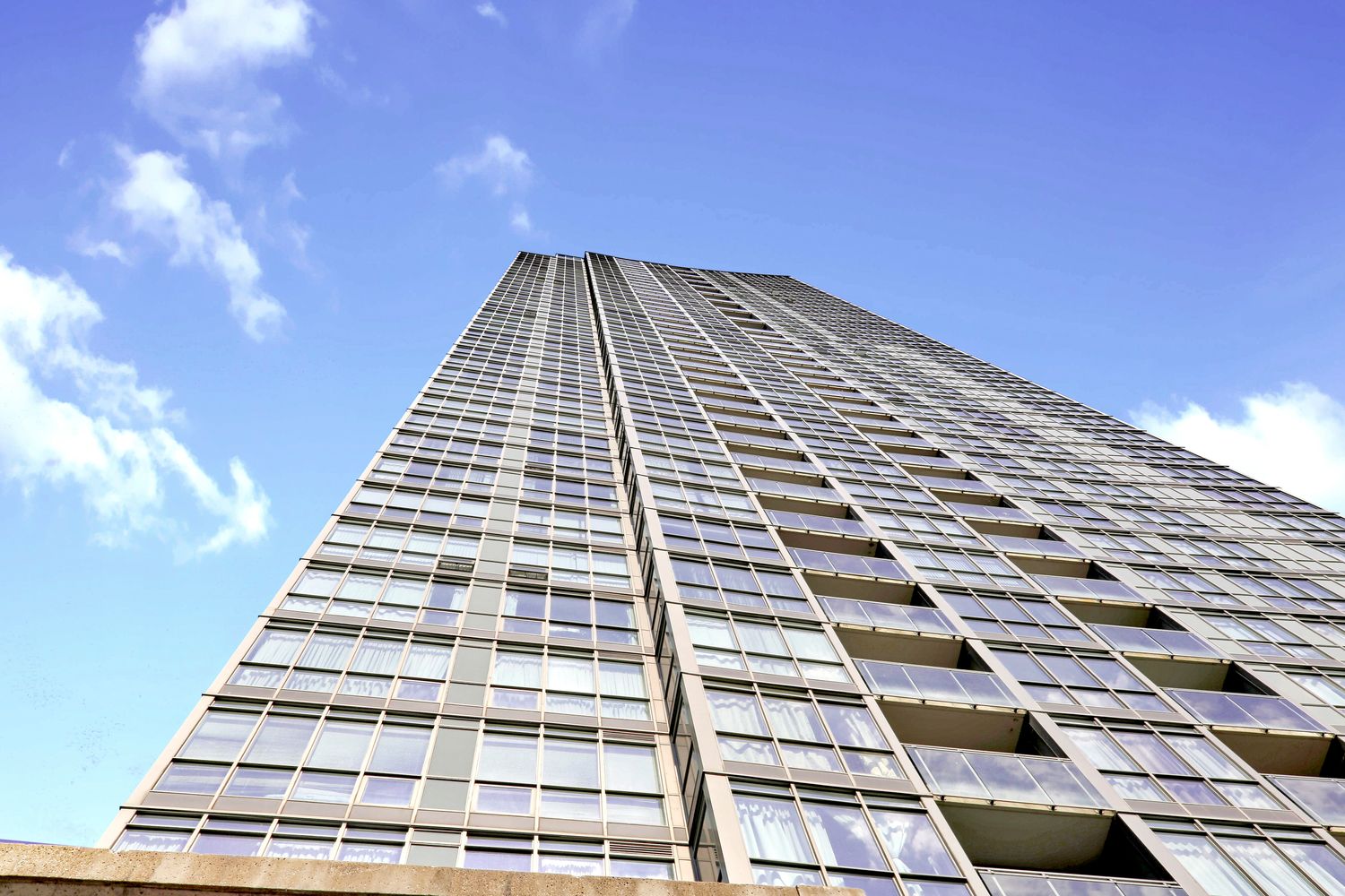 15 Fort York Boulevard. N1 | N2 Condos - City Place is located in  Downtown, Toronto - image #3 of 5