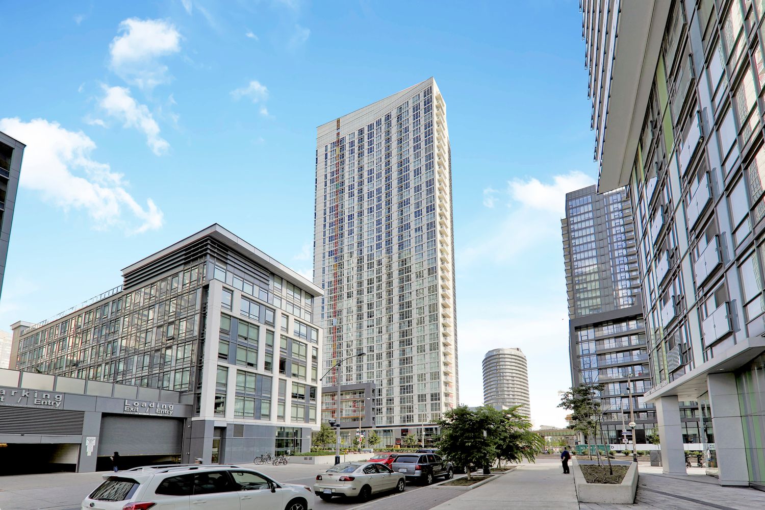 75-85 Queens Wharf Road. Quartz | Spectra Condos is located in  Downtown, Toronto - image #1 of 7