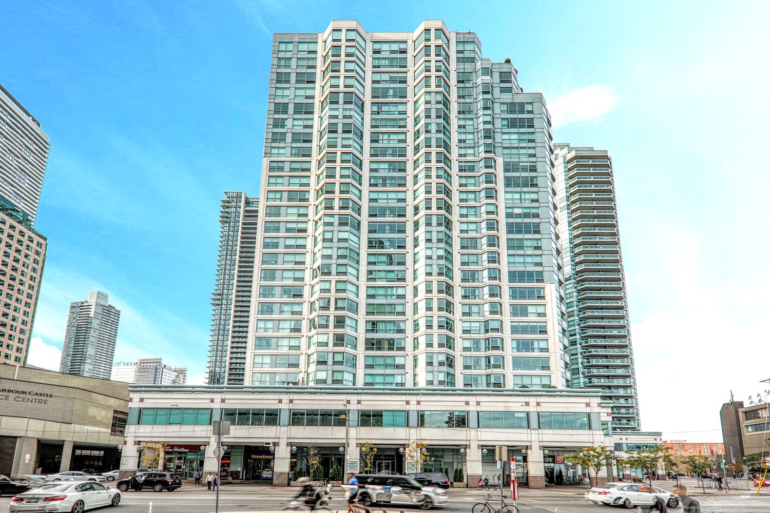 10 Queens Quay W. Residences Of The World Trade Centre II is located in  Downtown, Toronto - image #2 of 4