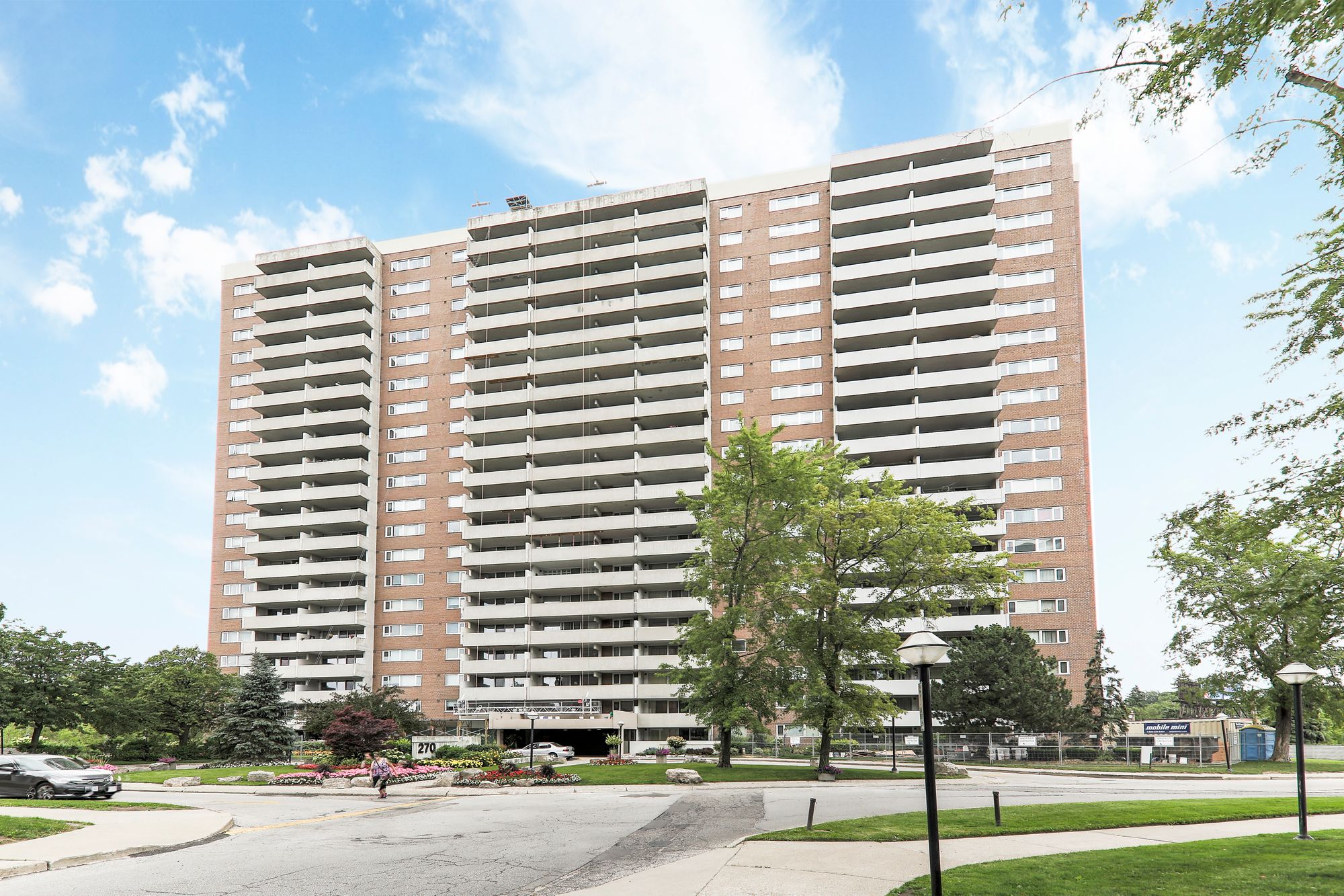 270 Scarlett Rd Lambton Square IV Condos 1 Condo for Sale & 0 Units