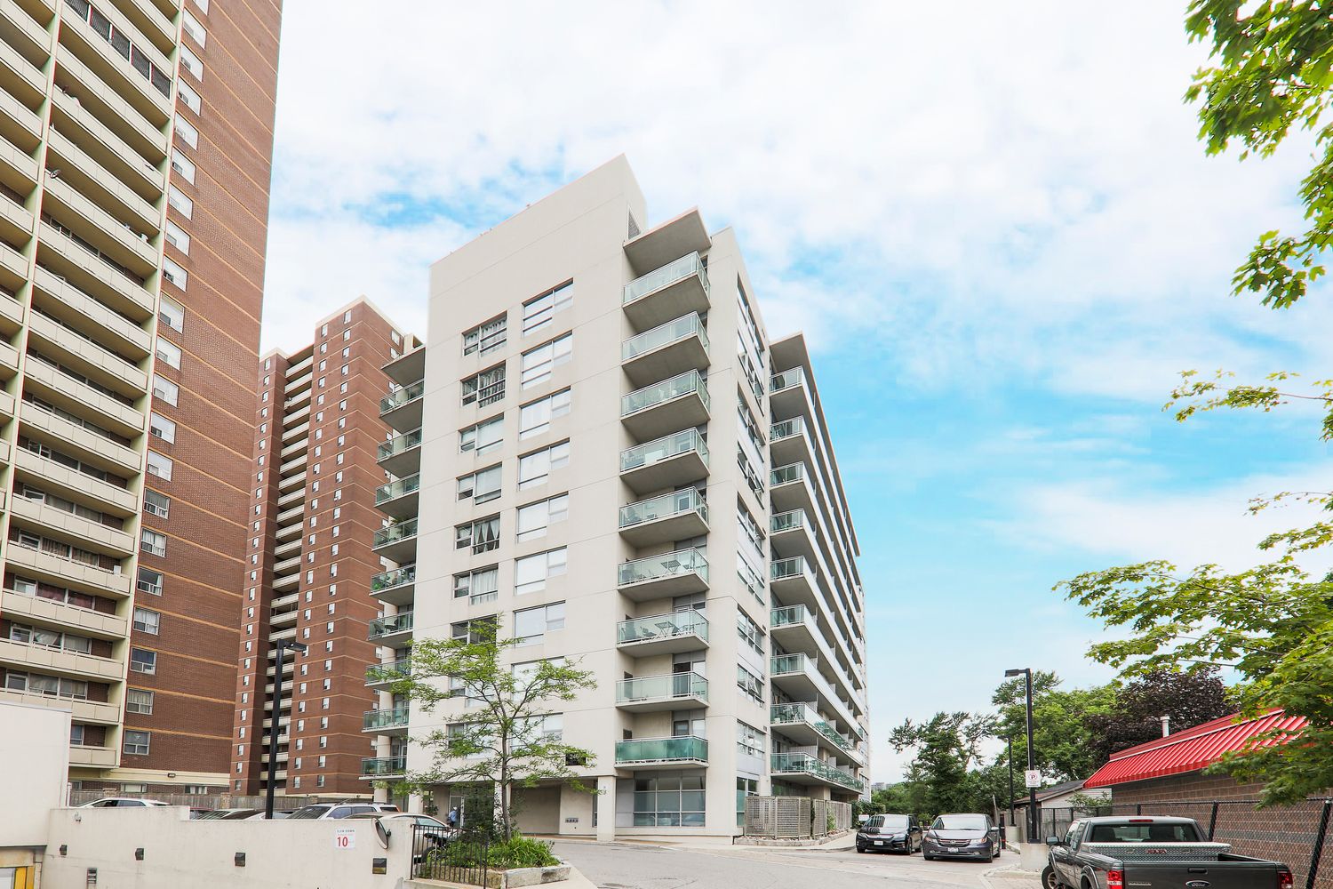 2464 Weston Road. Weston On The Humber is located in  York Crosstown, Toronto - image #1 of 4