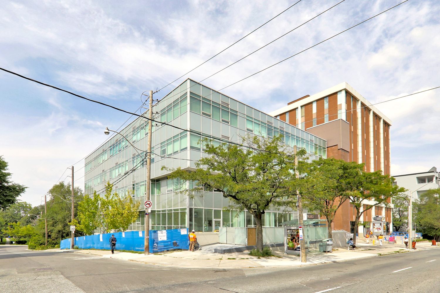 562 Eglinton Avenue E. Soho Bayview Lofts is located in  Midtown, Toronto - image #1 of 4